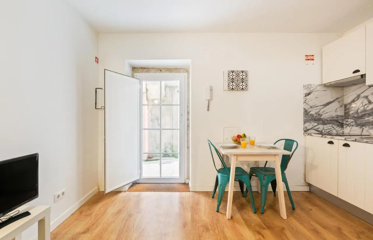 Charming Apartments In Belem Lisbon 0*,