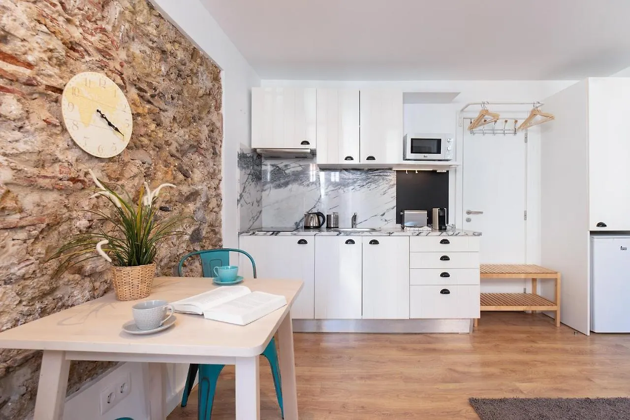 Charming Apartments In Belem Lisbon